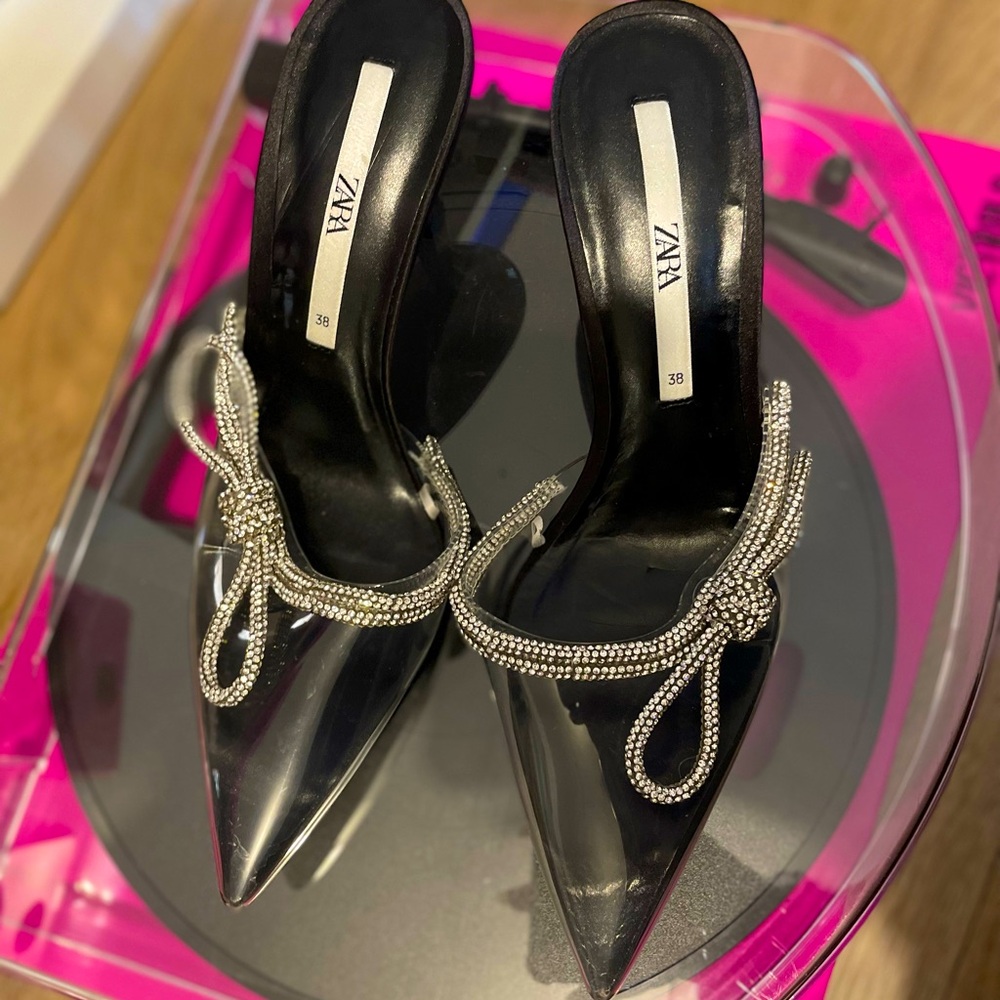 Zara vinyl mules w/ bow - Picture 3 of 5